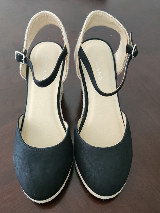 Solange Shoes - Black Espadrilles with Elegant Design
